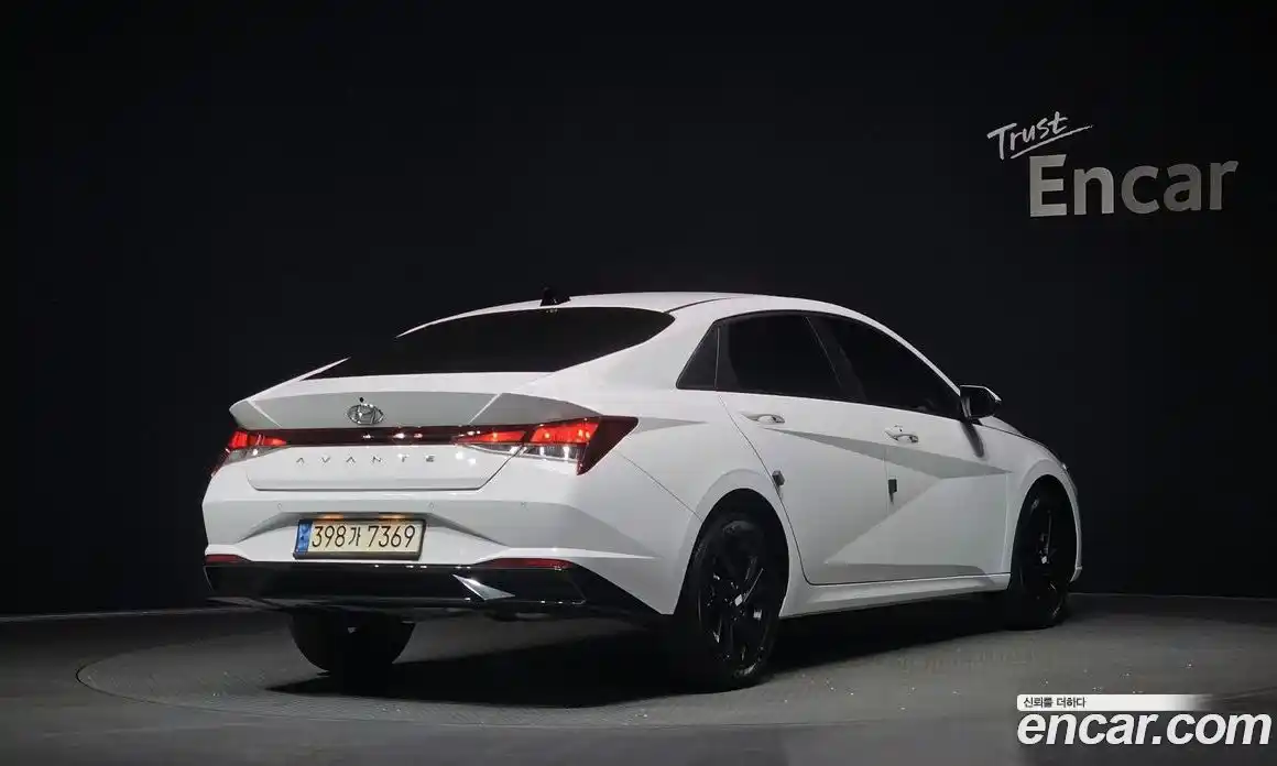 Hyundai Avante 2023 1.6 Автомат в Москве № 119647, фото 7