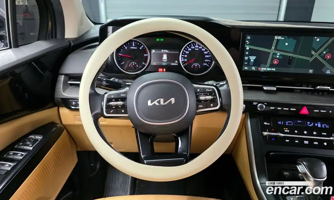 Kia Canival 2023 2.2 Автомат в Москве № 121238, фото 13