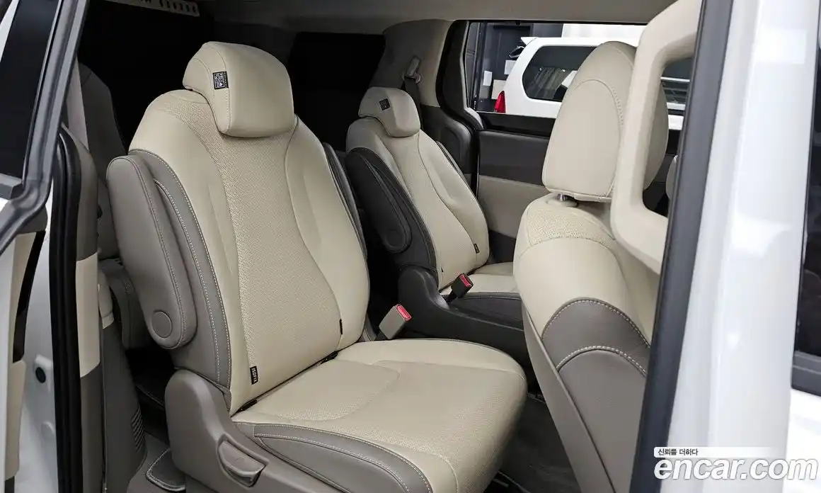 Kia Canival 2025 1.6 Автомат в Москве № 122286, фото 13