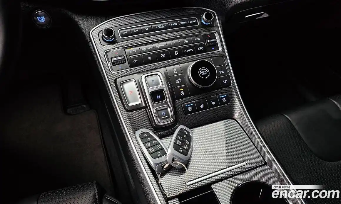 Hyundai Santa Fe 2022 2.5 Автомат в Москве № 123056, фото 8