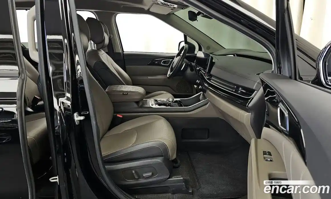 Kia Canival 2024 1.6 Автомат в Москве № 123886, фото 11