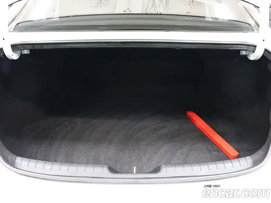 Hyundai Avante 2021 1.6 Автомат в Москве № 125472, фото 5