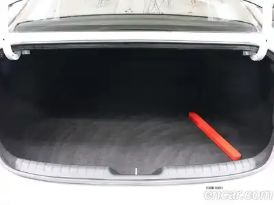 Hyundai Avante 2021 1.6 Автомат в Москве № 125472, миниатюра 5