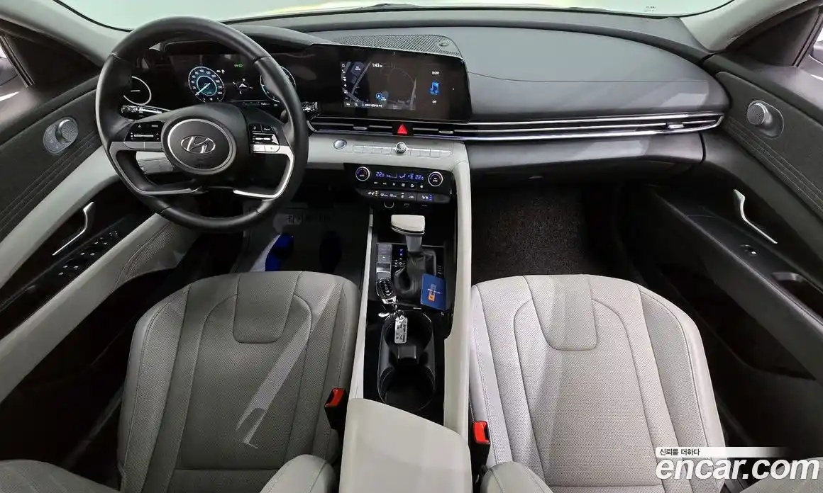 Hyundai Avante 2022 1.6 Автомат в Москве № 126522, фото 15