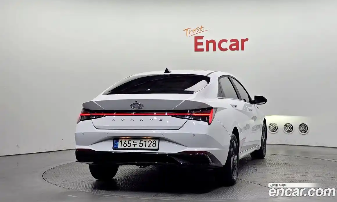 Hyundai Avante 2022 1.6 Автомат в Москве № 126522, фото 9