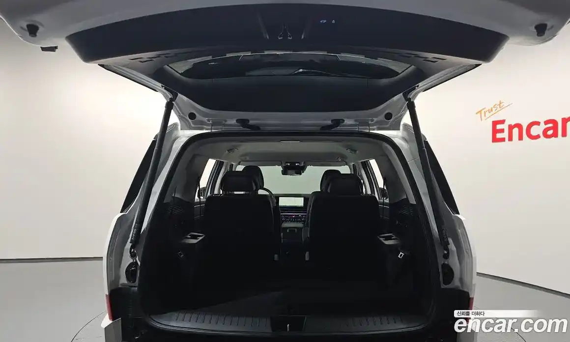 Hyundai Santa Fe 2024 2.5 Автомат в Москве № 126629, фото 16