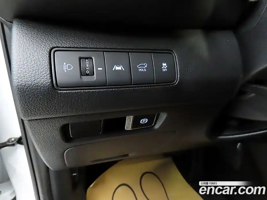 Hyundai Santa Fe 2023 2.2 Автомат в Москве № 126631, фото 14