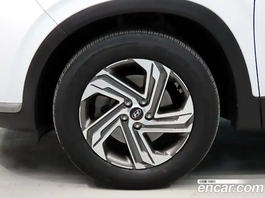 Hyundai Santa Fe 2023 2.2 Автомат в Москве № 126631, фото 5