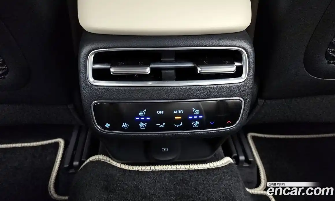 Genesis GV70 2025 3.5 Автомат в Москве № 127076, фото 12