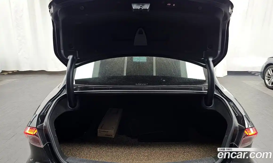 Hyundai Grandeur 2022 3.3 Автомат в Москве № 128024, фото 14