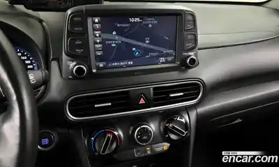 Hyundai Kona 2018 1.6 Автомат в Москве № 129102, миниатюра 11