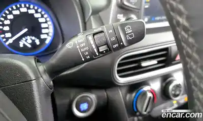 Hyundai Kona 2018 1.6 Автомат в Москве № 129102, миниатюра 5