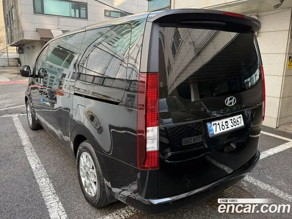 Hyundai Staria 2025 1.6 Автомат в Москве № 129929, фото 4