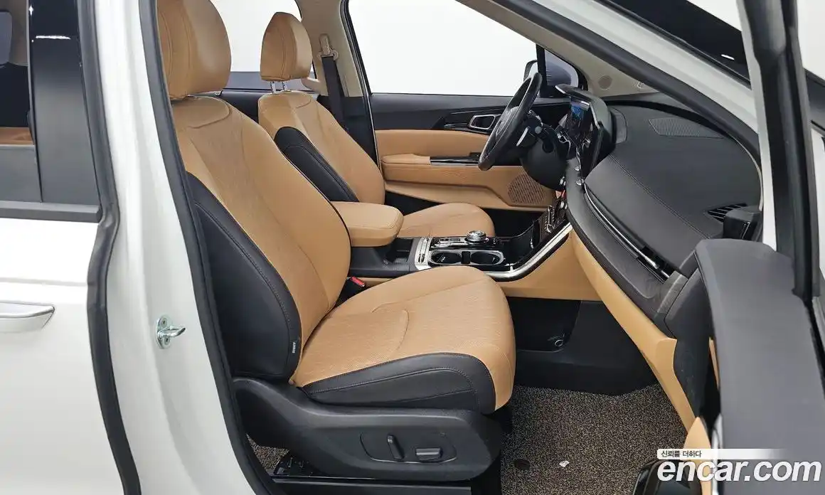 Kia Canival 2023 3.5 Автомат в Москве № 133517, фото 11