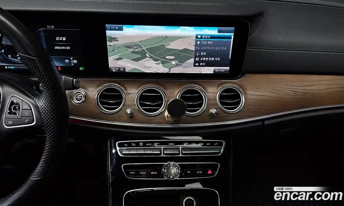 Mercedes-Benz E-Class 2017 2.0 Автомат в Москве № 134614, фото 14