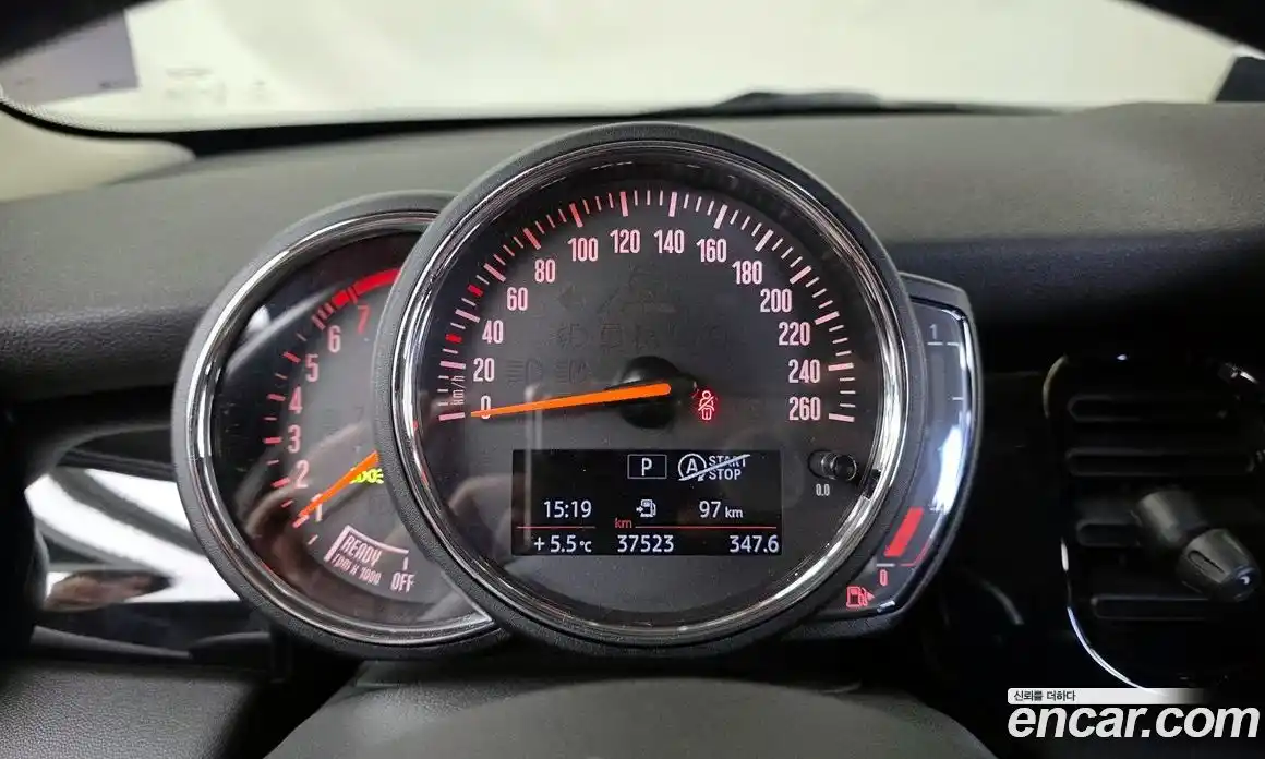 Mini Cooper 2022 1.5 Автомат в Москве № 135000, фото 3