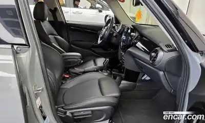 Mini Cooper 2022 1.5 Автомат в Москве № 135000, миниатюра 7