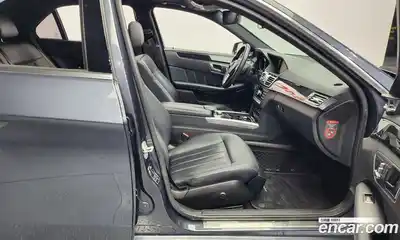 Mercedes-Benz E-Class 2015 2.1 Автомат в Москве № 135456, миниатюра 2