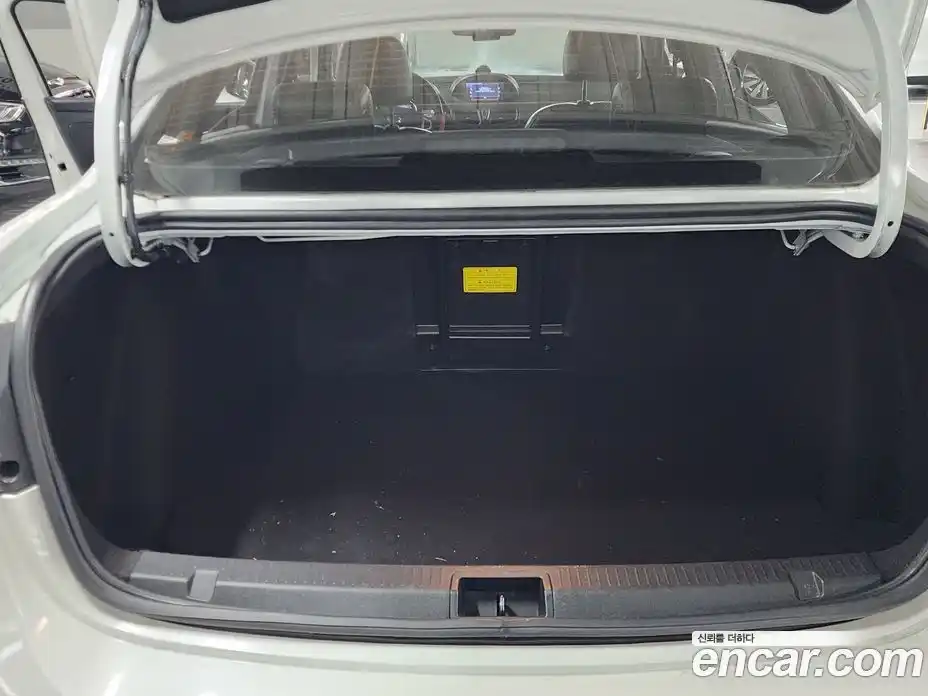 Renault SM3 2014 1.6 Автомат в Москве № 137000, фото 20