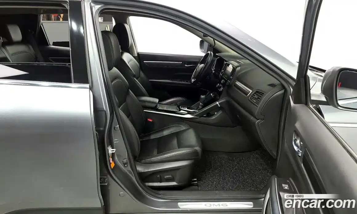 Renault QM6 2022 2.0 Автомат в Москве № 138039, фото 14