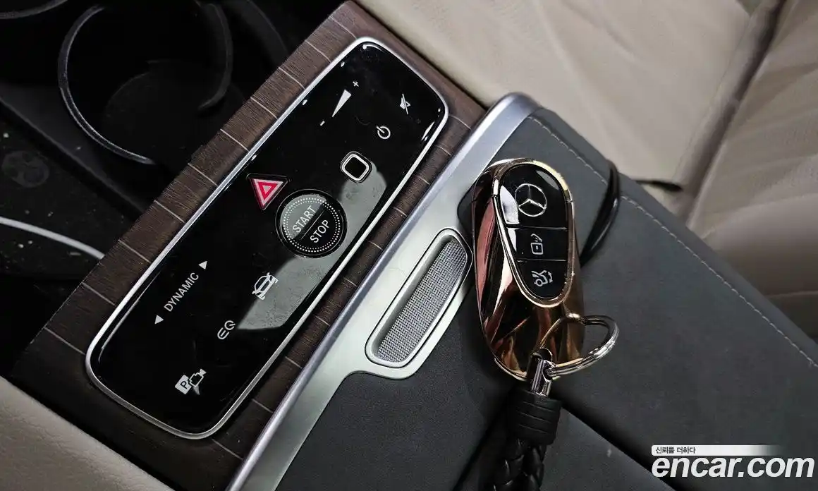 Mercedes-Benz EQS 2023 0.3 Автомат в Москве № 141797, фото 15