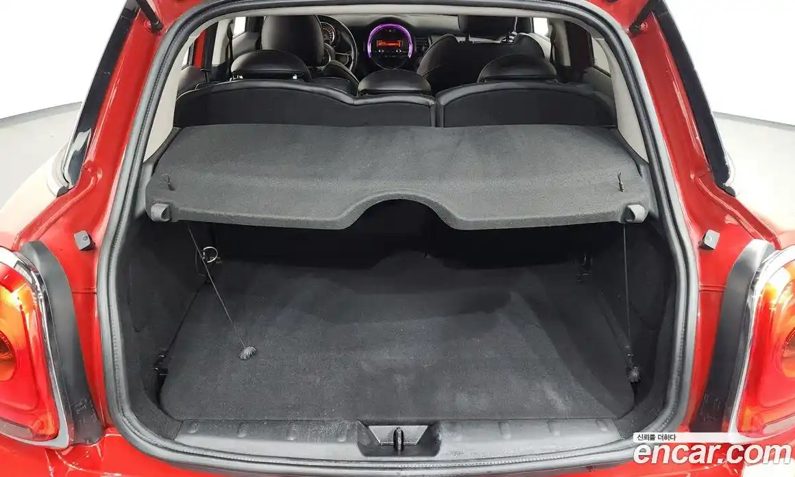 Mini Cooper 2015 1.5 Автомат в Москве № 144480, фото 1