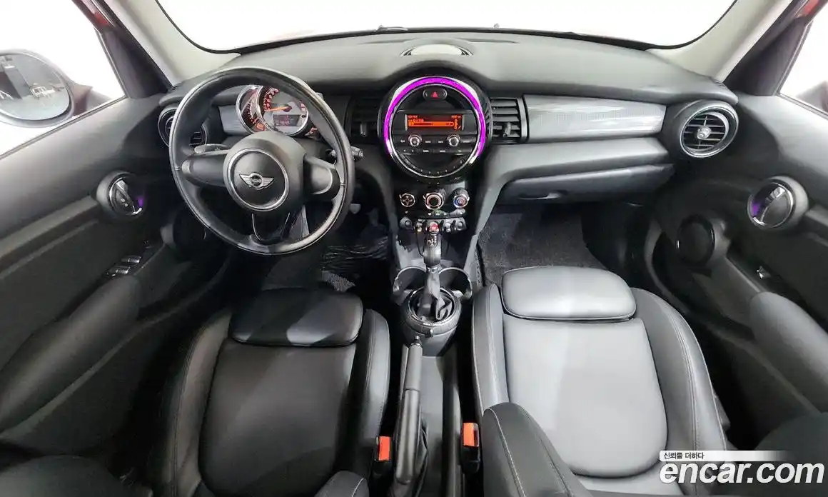 Mini Cooper 2015 1.5 Автомат в Москве № 144480, фото 12