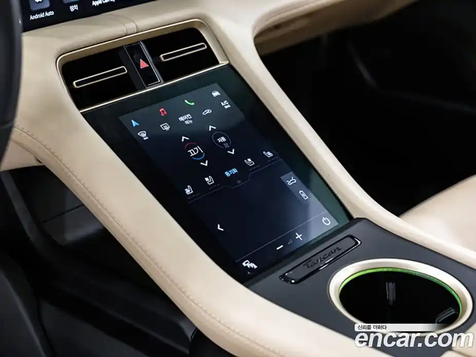 Porsche Taycan 2024 0.1 Автомат в Москве № 147141, фото 18