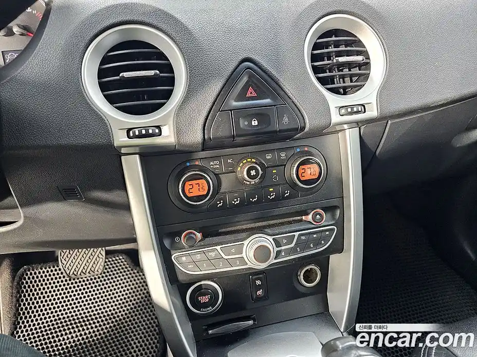 Renault QM5 2012 2.0 Автомат в Москве № 149867, фото 14