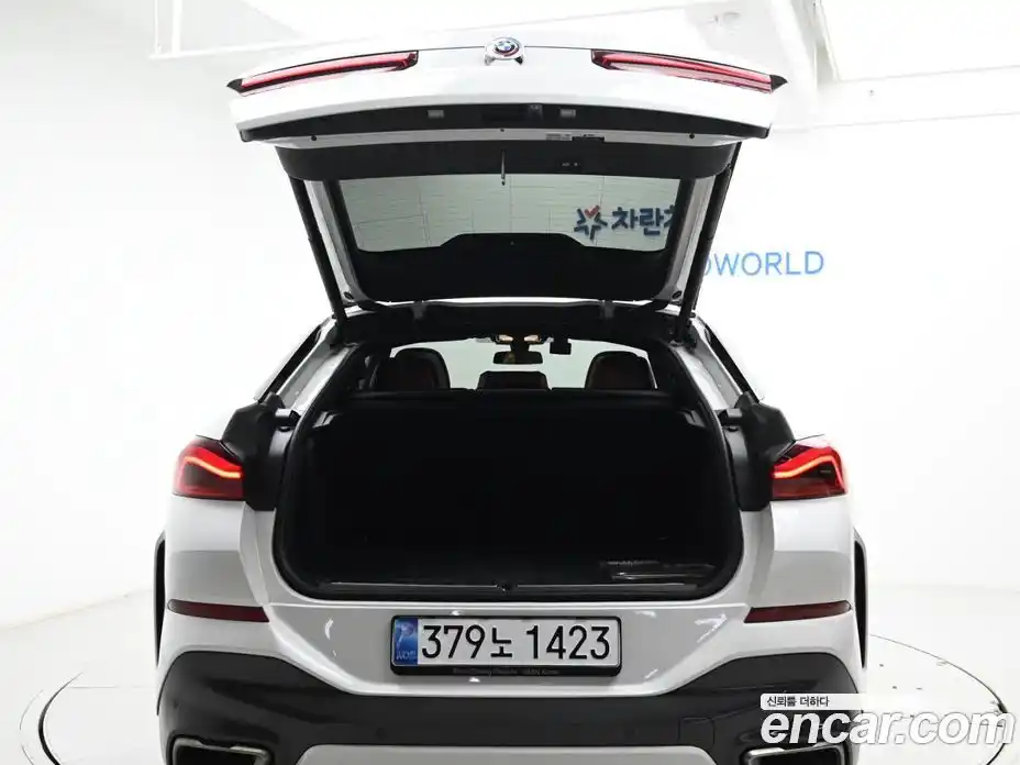 BMW X6 2023 4.4 Автомат в Москве № 158328, фото 20