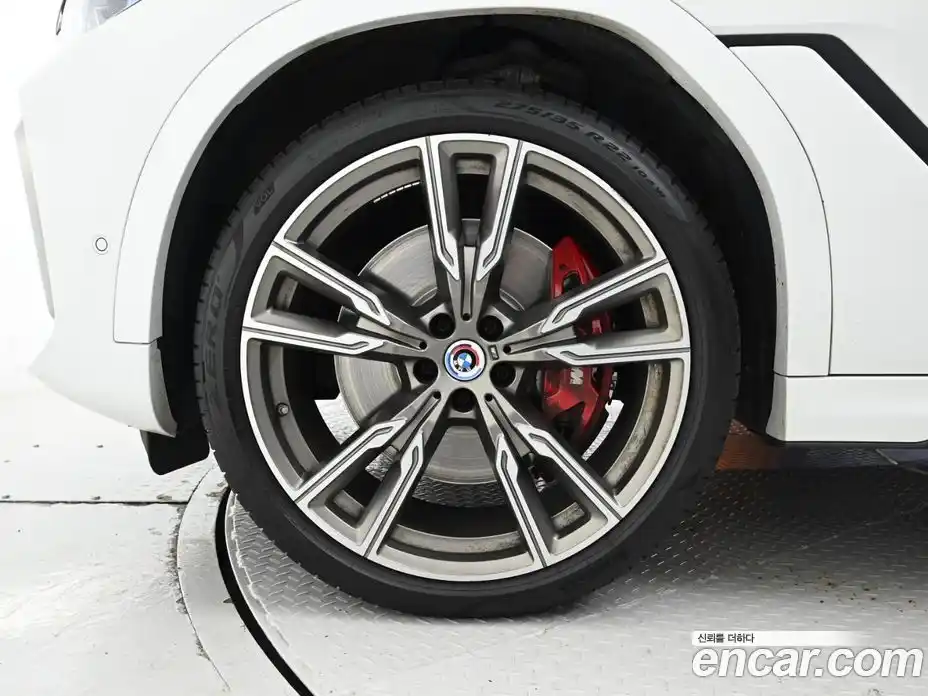 BMW X6 2023 4.4 Автомат в Москве № 158328, фото 5