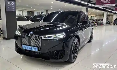 BMW iX 2023 0.3 Автомат в Москве № 159322, миниатюра 4