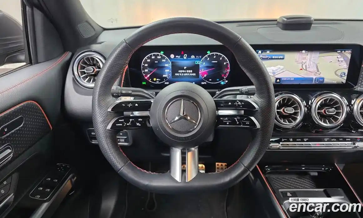 Mercedes-Benz GLB-Class 2025 2.0 Автомат в Москве № 160229, фото 17