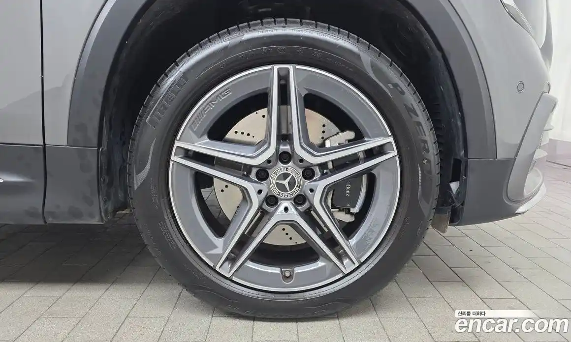 Mercedes-Benz GLB-Class 2025 2.0 Автомат в Москве № 160229, фото 20