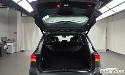 Mercedes-Benz GLB-Class 2025 2.0 Автомат в Москве № 160229, миниатюра 2