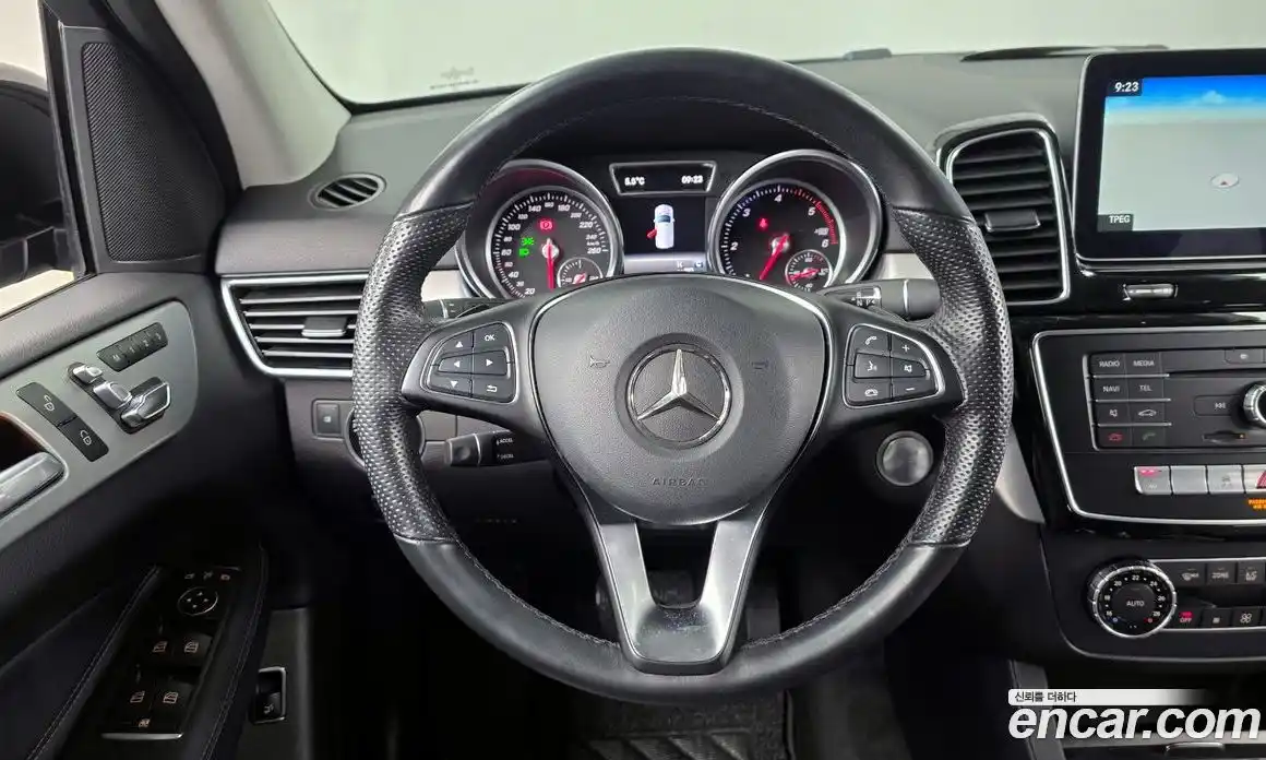 Mercedes-Benz GLE-Class 2018 3.0 Автомат в Москве № 160629, фото 18