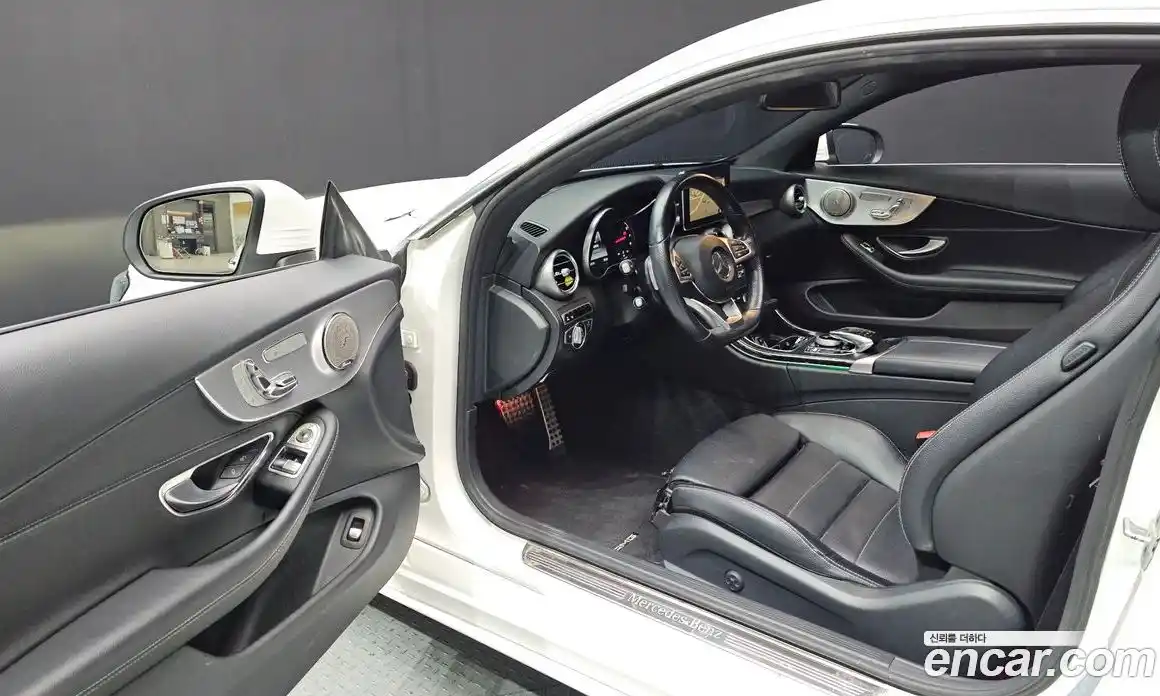 Mercedes-Benz C-Class 2016 2.0 Автомат в Москве № 161794, фото 18