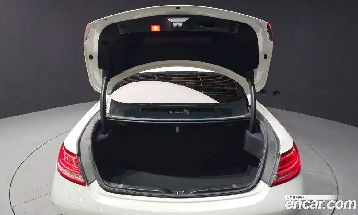 Mercedes-Benz C-Class 2016 2.0 Автомат в Москве № 161794, фото 19