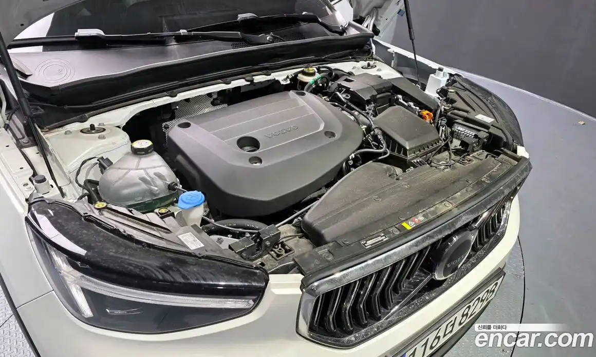 Volvo XC40 2025 2.0 Автомат в Москве № 164293, фото 6