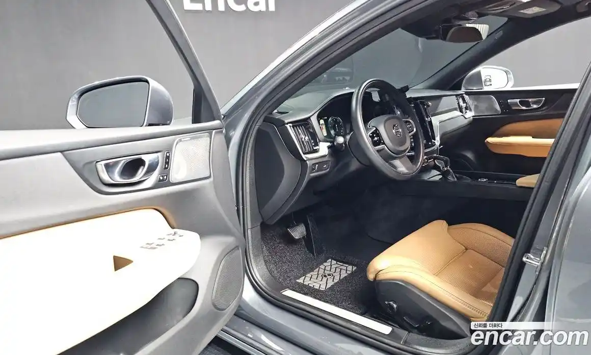 Volvo S60 2020 2.0 Автомат в Москве № 164528, фото 12