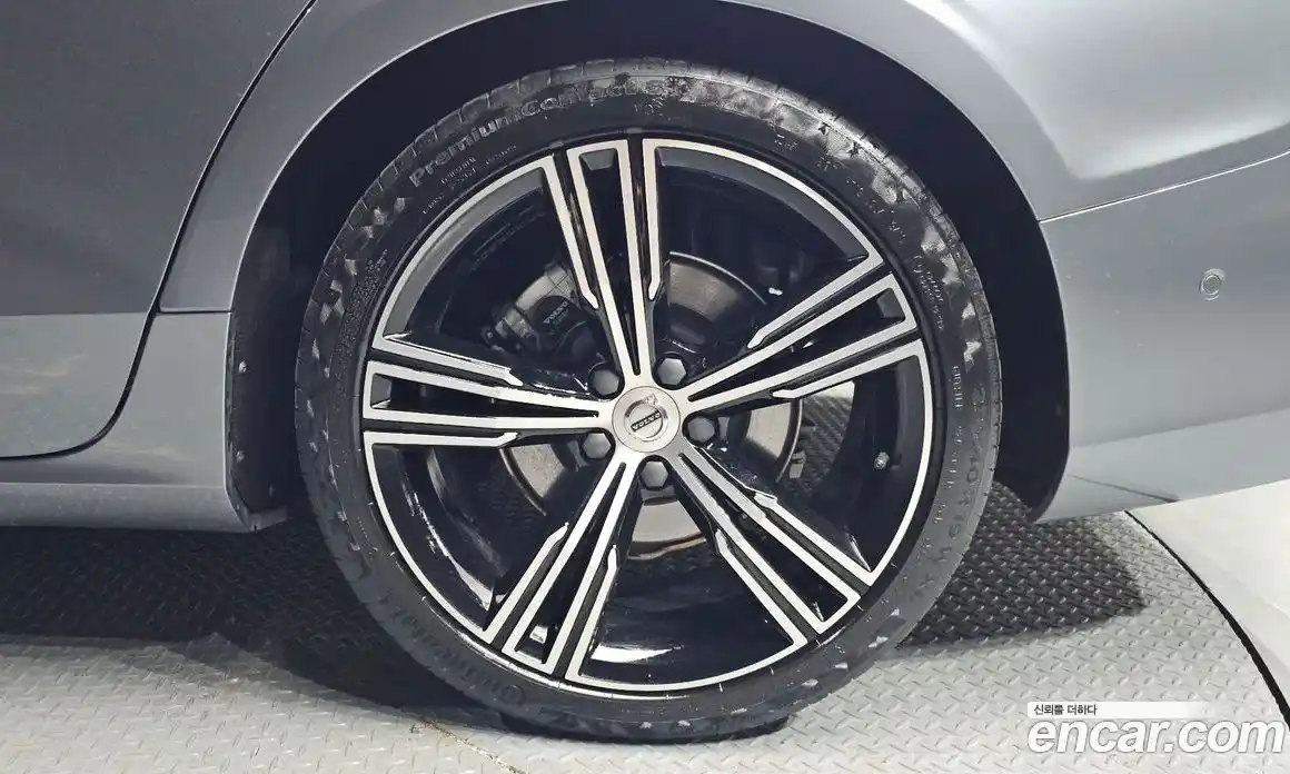 Volvo S60 2020 2.0 Автомат в Москве № 164528, фото 13