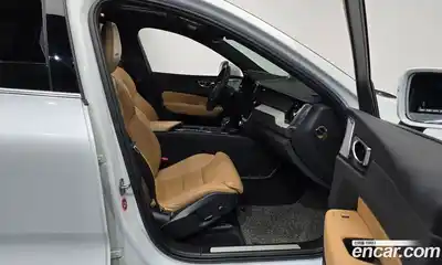 Volvo XC60 2020 2.0 Автомат в Москве № 164630, миниатюра 12