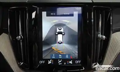 Volvo XC60 2020 2.0 Автомат в Москве № 164630, миниатюра 3