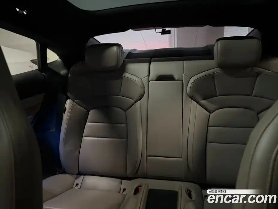 Porsche Taycan 2022 1.0 Автомат в Москве № 165832, фото 15