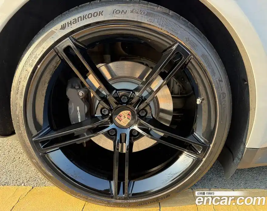 Porsche Taycan 2022 1.0 Автомат в Москве № 165832, фото 9