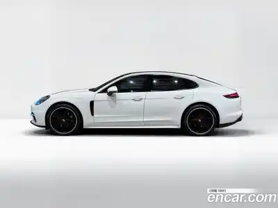 Porsche Panamera, 2020