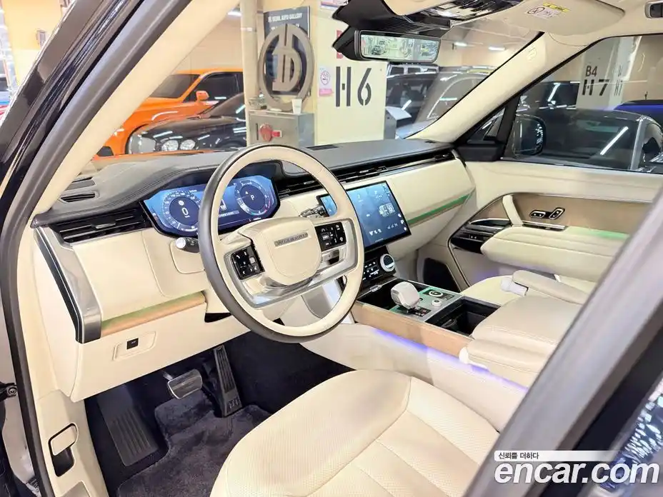 Land Rover Range-Rover 2023 4.4 Автомат в Москве № 166726, фото 12