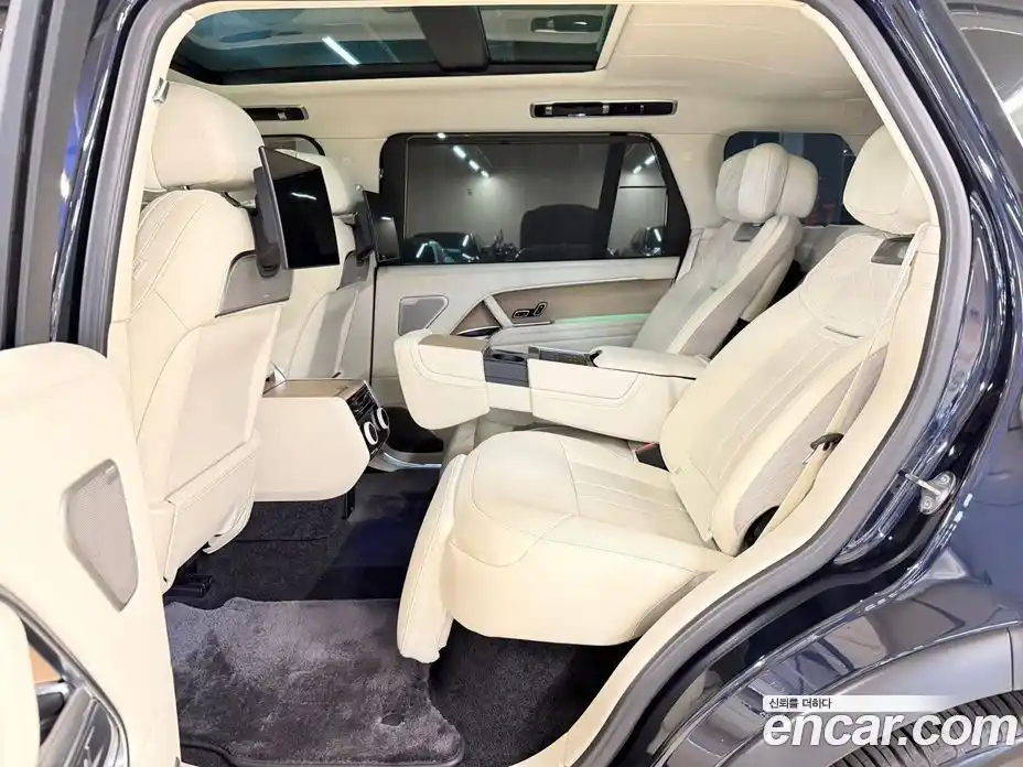 Land Rover Range-Rover 2023 4.4 Автомат в Москве № 166726, фото 16