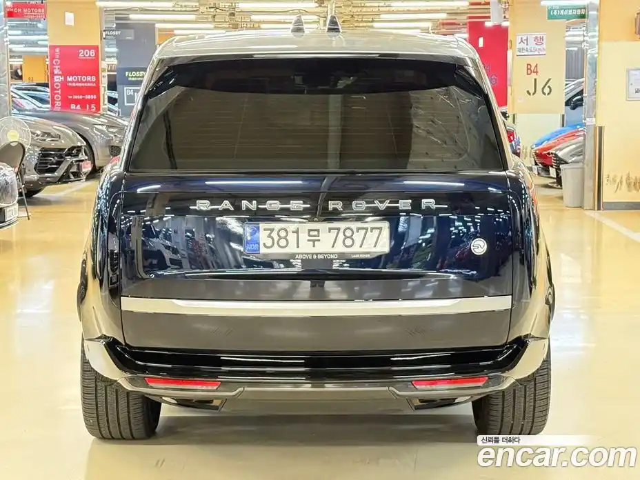 Land Rover Range-Rover 2023 4.4 Автомат в Москве № 166726, фото 4