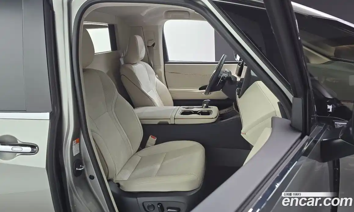 Lexus LM 2025 2.4 Автомат в Москве № 167991, фото 12